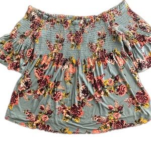 🌟3/$20 Xhilaration | Floral womens top NWOT